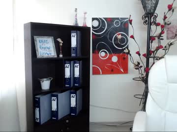 มาเล่นไพ่เเพ้เเล้วไม่มีเงินจ่ายเลยต้องเอาเมียให้คนอื่นเย็ดเเทนสาวผมทองโดนคนแปลกหน้าเย็ด