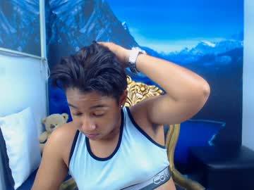 หนังโป๊ลุงเย็ดหีหลานสาวตัวเองขย่มควยอย่างมัน เย็ดหีโบ๋ควยเย็ดปาก