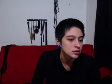 หนังโป๊สาวผมทองอมควยนิโกร นอนให้อมควยถ่างขาเย็ดหีจนควยมิดด้ามร้องอย่างเสียว นั่งขย่มควย